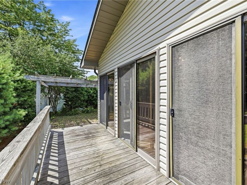 358 Tessa Place, Cortland, OH 44410 Photo 21