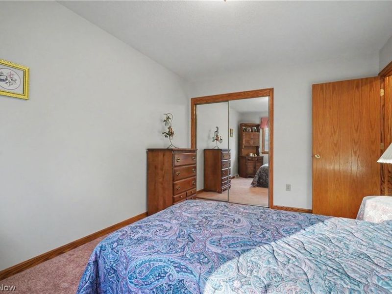 358 Tessa Place , Cortland, OH 44410 Photo 21