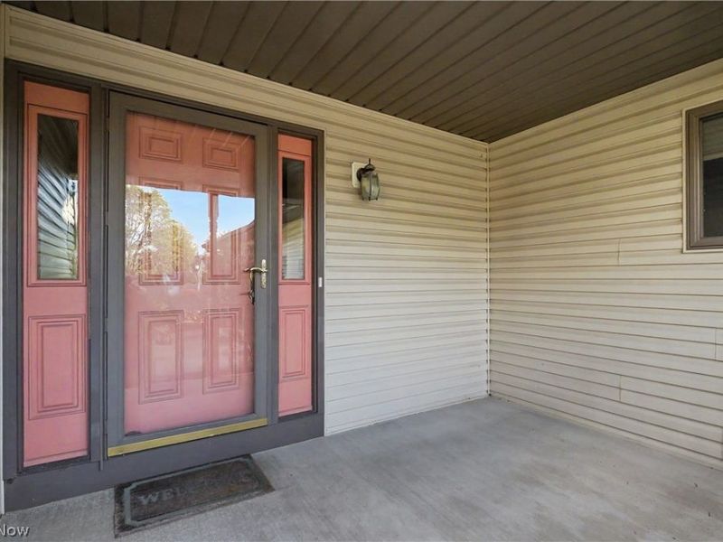 358 Tessa Place, Cortland, OH 44410 Photo 32