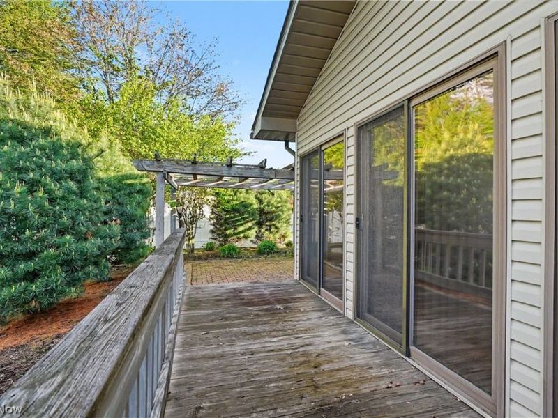 358 Tessa Place , Cortland, OH 44410 Photo 33