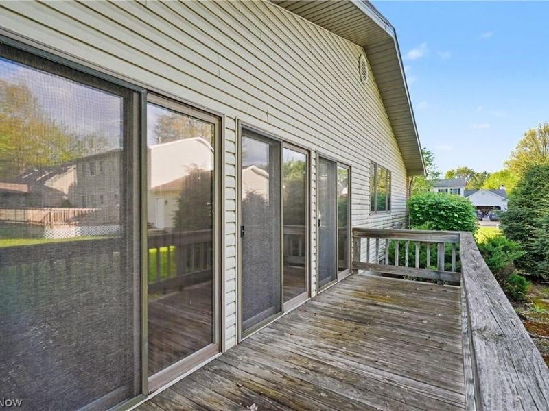 358 Tessa Place, Cortland, OH 44410 Photo 34