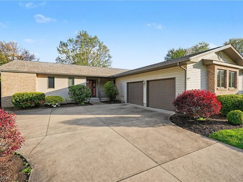 358 Tessa Place , Cortland, OH 44410 Photo 38