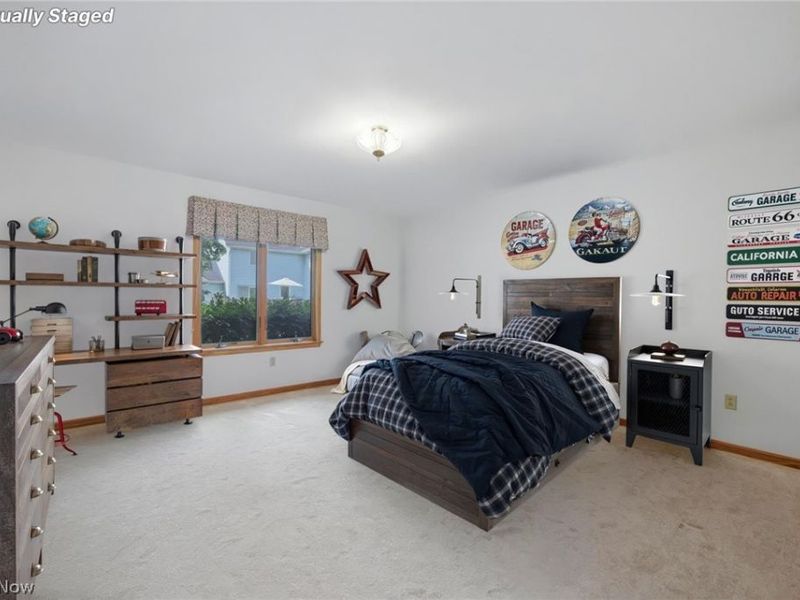 358 Tessa Place, Cortland, OH 44410 Photo 5