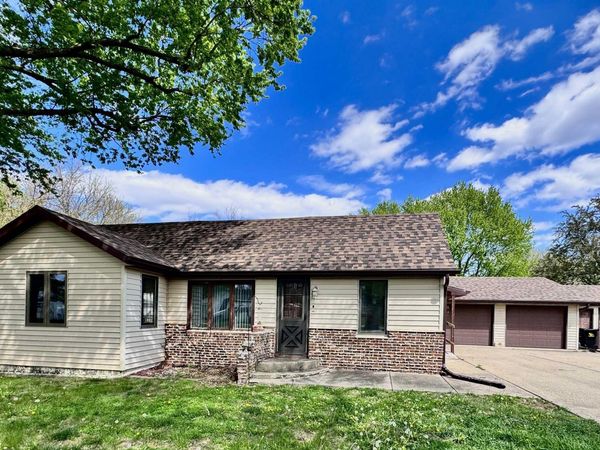 1313 4th Street, Onawa, IA 51040