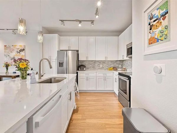 1900 Barton Springs RD, Unit 5040, Austin, TX 78704