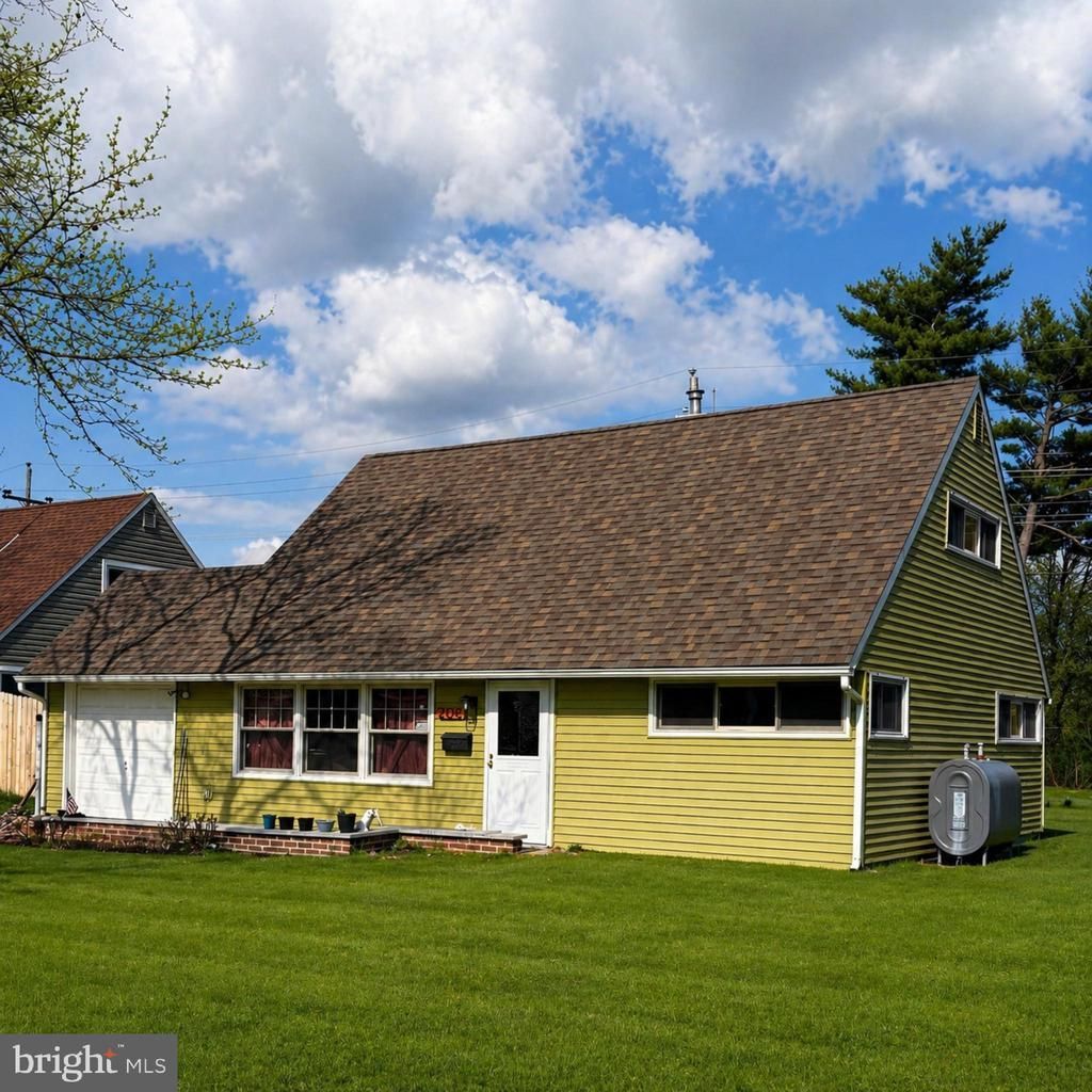 204 KENWOOD DRIVE S , LEVITTOWN, PA 19055