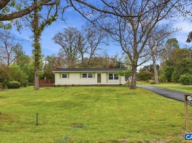 147 RANKIN LN, STUARTS DRAFT, VA 24477