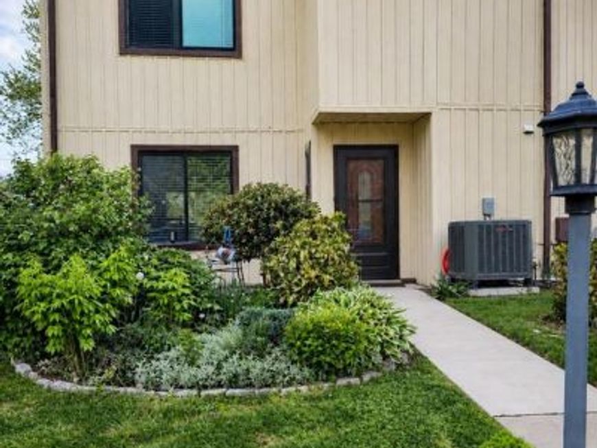 33 Hastings Court , Unit 33, Downingtown, PA 19335 Main Photo