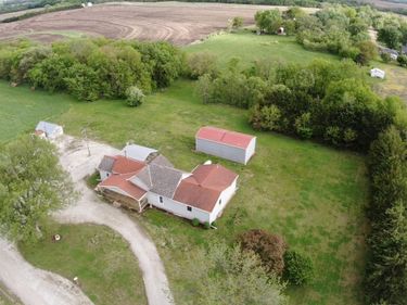 105 1st Street , Du Bois, NE 68345