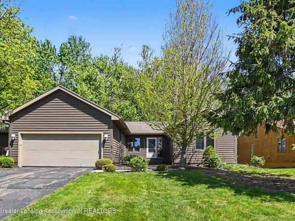 2414 Emerald Lake Drive, East Lansing, MI 48823