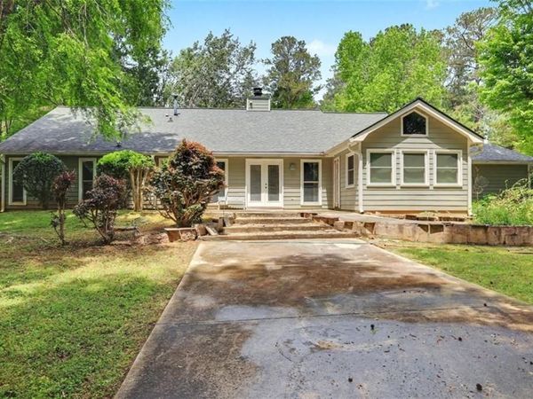 4731 Shadybrook Way , Conyers, GA 30094
