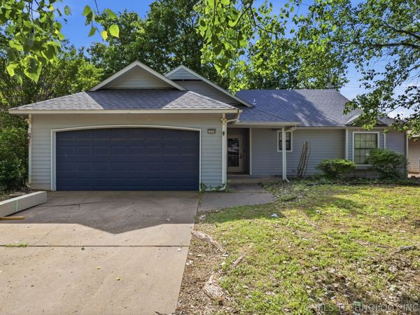 7514 S Saint Louis Avenue , Tulsa, OK 74136