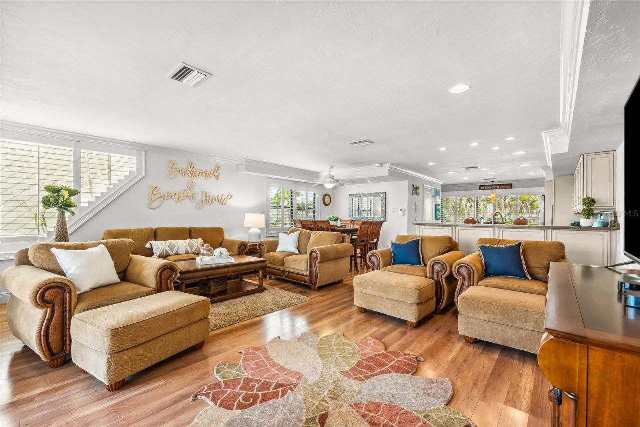 548 Beach Road, Unit A540, Sarasota, FL 34242 Photo