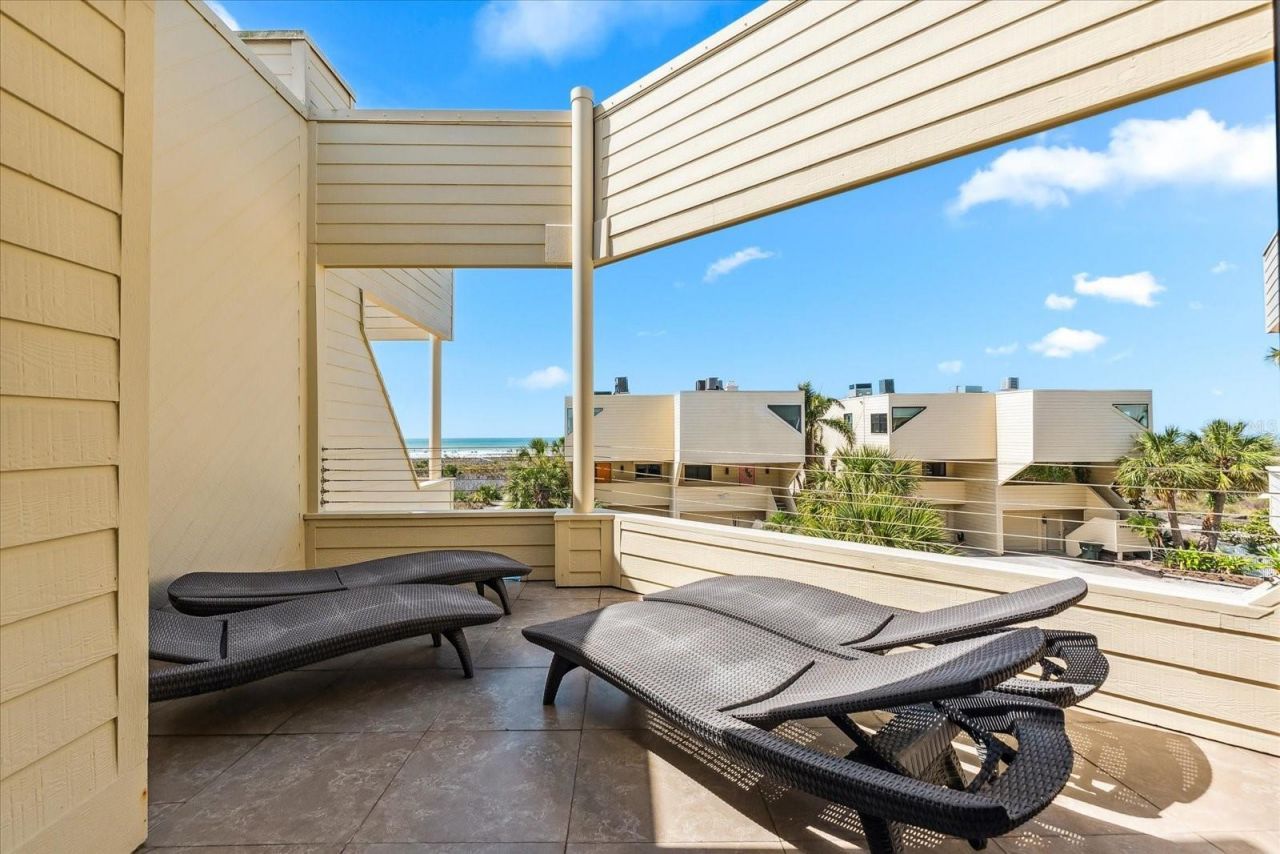 548 Beach Road, Unit A540, Sarasota, FL 34242 Photo
