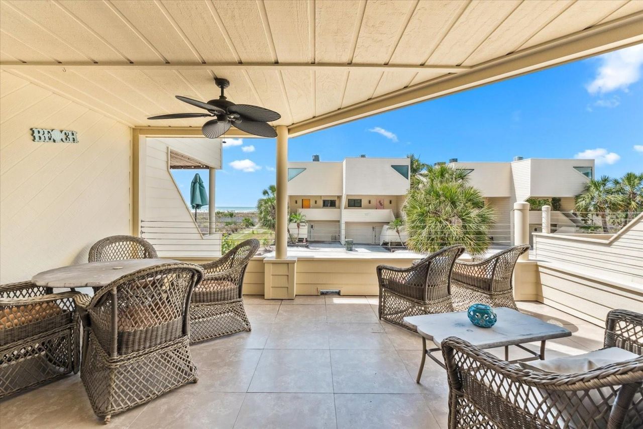 548 Beach Road, Unit A540, Sarasota, FL 34242 Photo