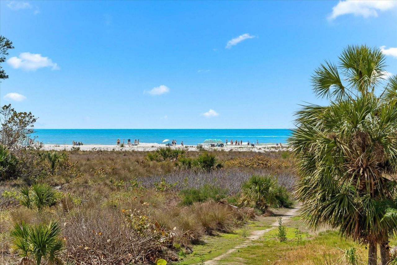 548 Beach Road, Unit A540, Sarasota, FL 34242 Photo