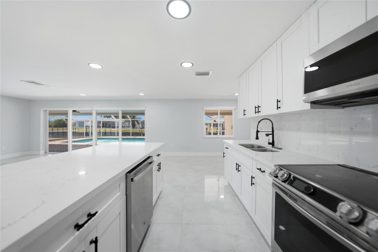 21452 Higgs Drive, Port Charlotte, FL 33952 Photo