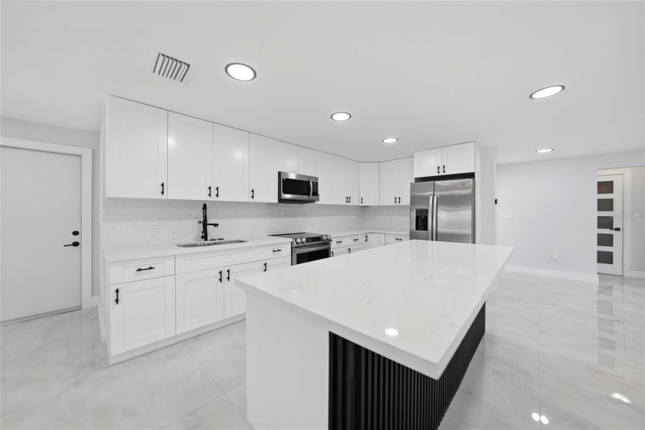 21452 Higgs Drive, Port Charlotte, FL 33952 Photo