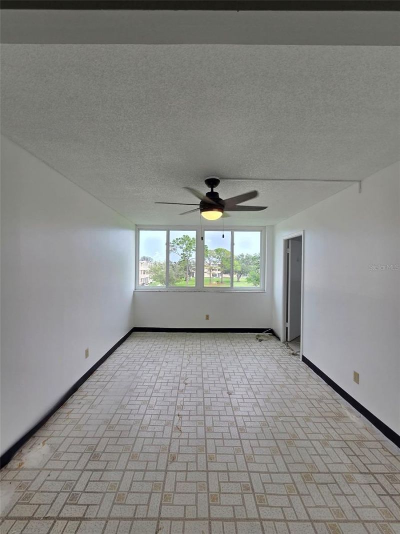 4915 Bay Street Ne, Unit 331, Saint Petersburg, FL 33703 Photo