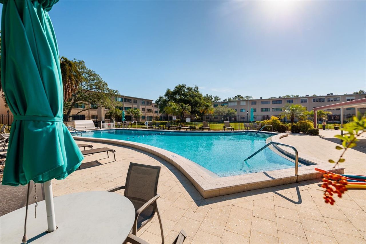 4915 Bay Street Ne, Unit 331, Saint Petersburg, FL 33703 Photo