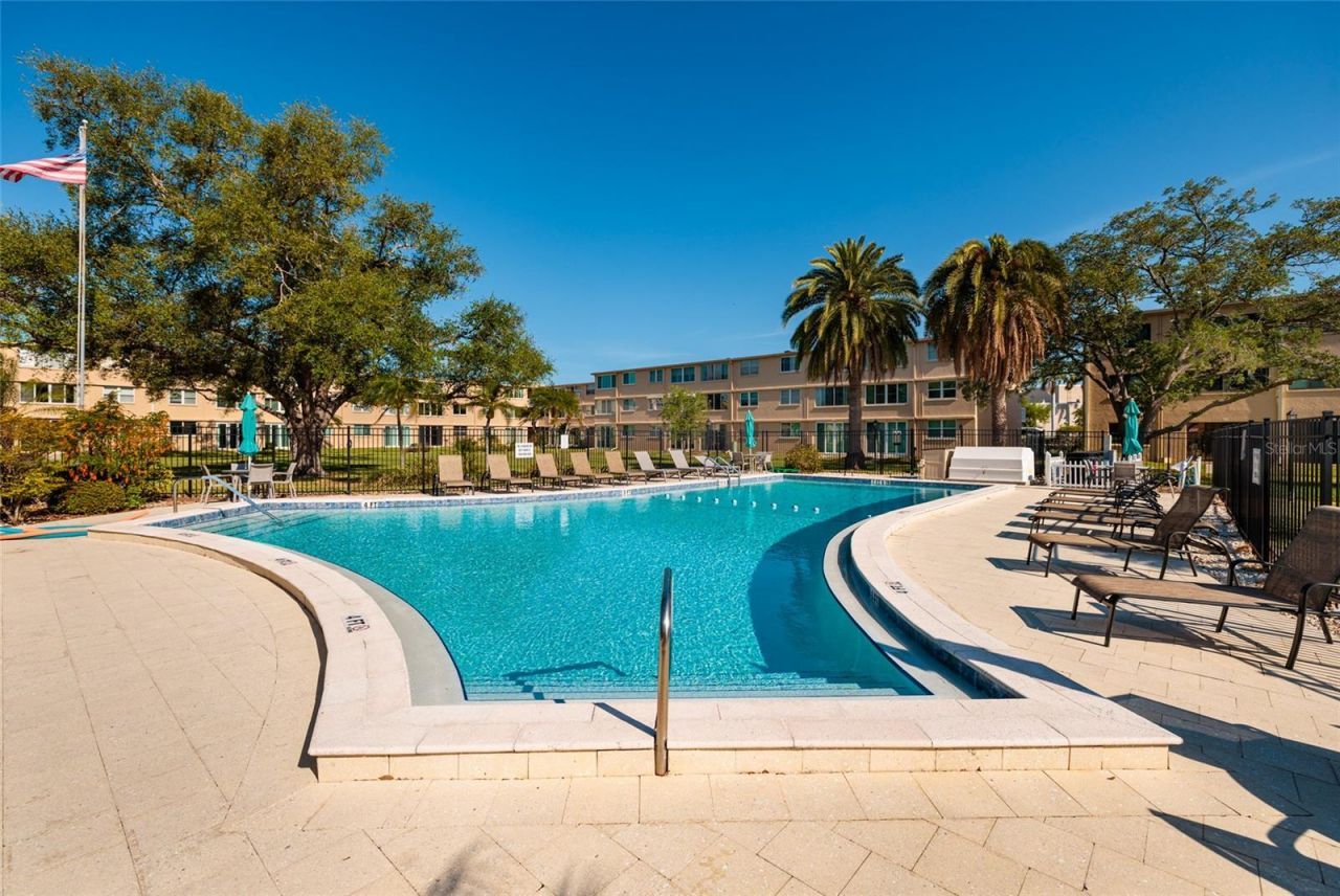 4915 Bay Street Ne, Unit 331, Saint Petersburg, FL 33703 Photo