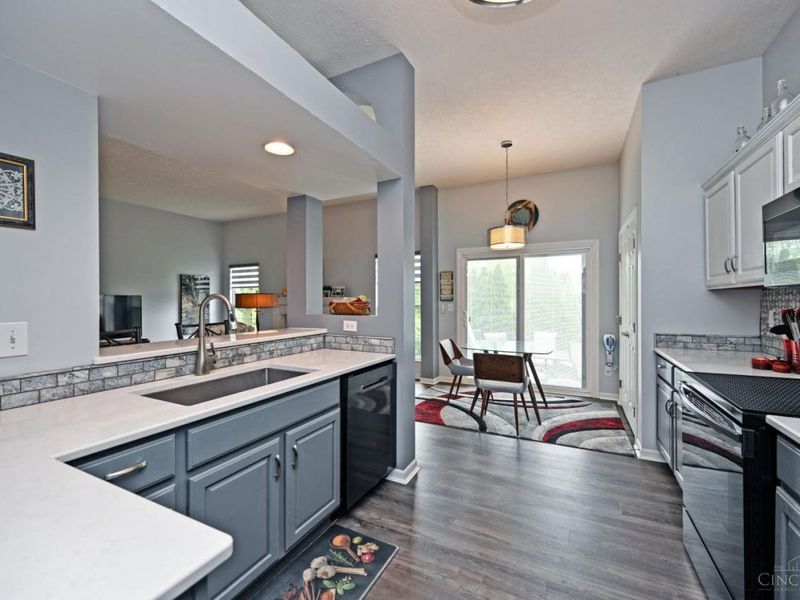 6166 Field Stream Court, Miami Twp, OH 45140 Photo 9