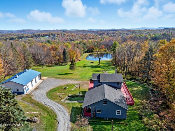 124 Rainbow Road, Lakewood, PA 18439