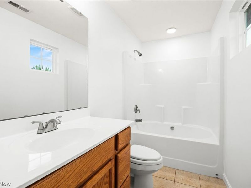 7679 Fiddler Court Circle NE, Canton, OH 44721 Photo 21