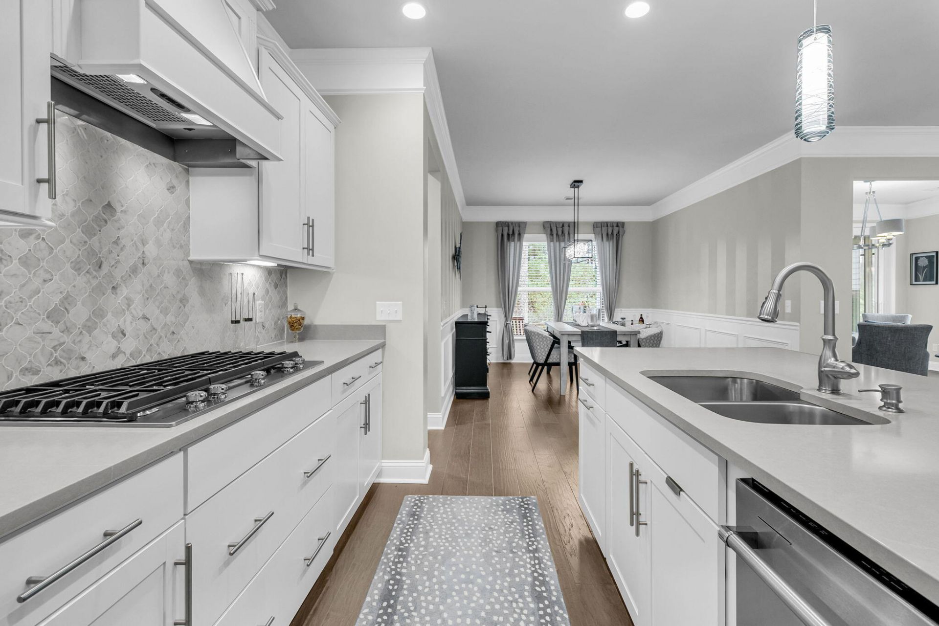 153 Hedera Court Photo 23