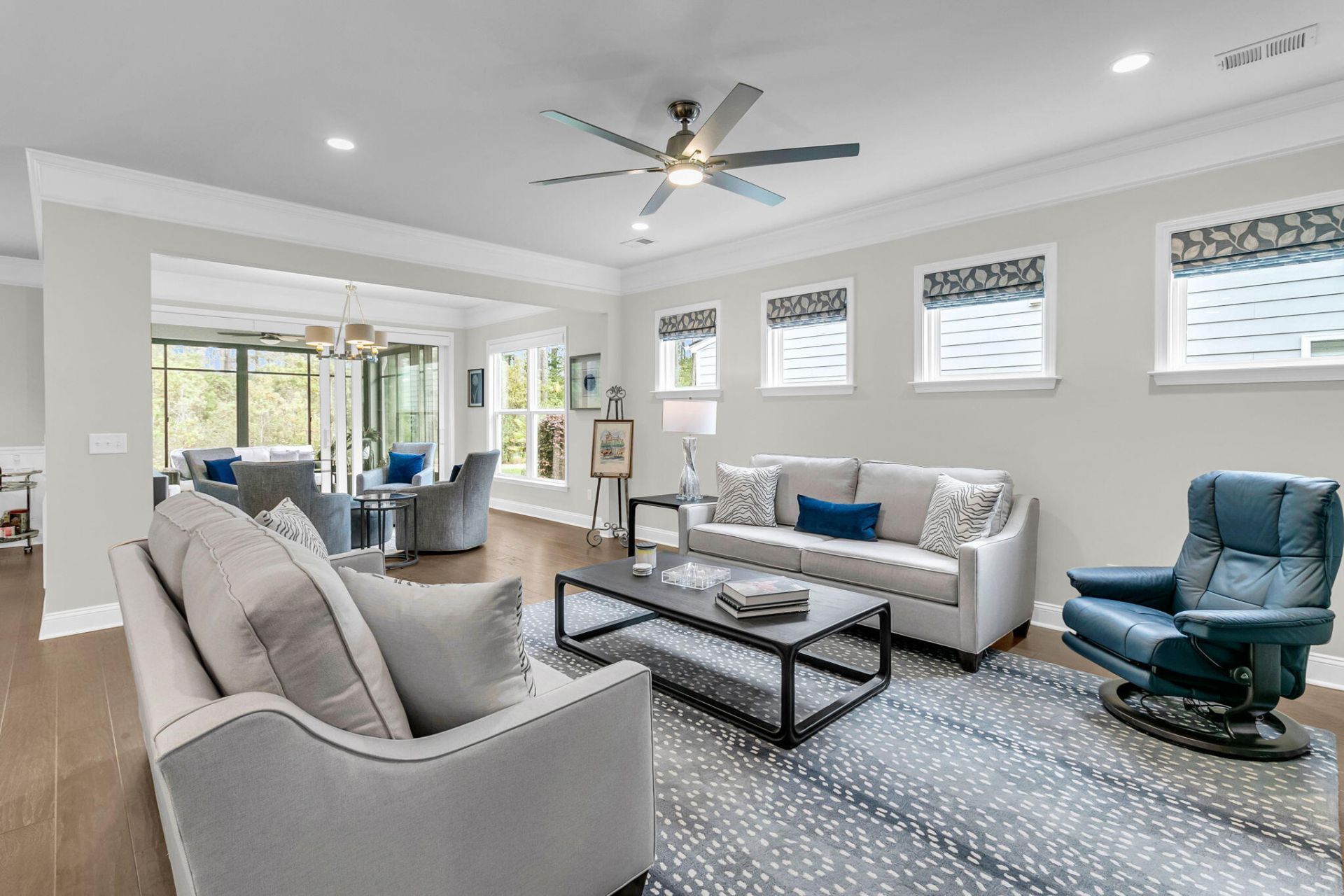 153 Hedera Court Photo 26