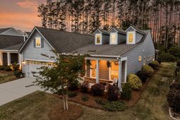 153 Hedera Court photo 4