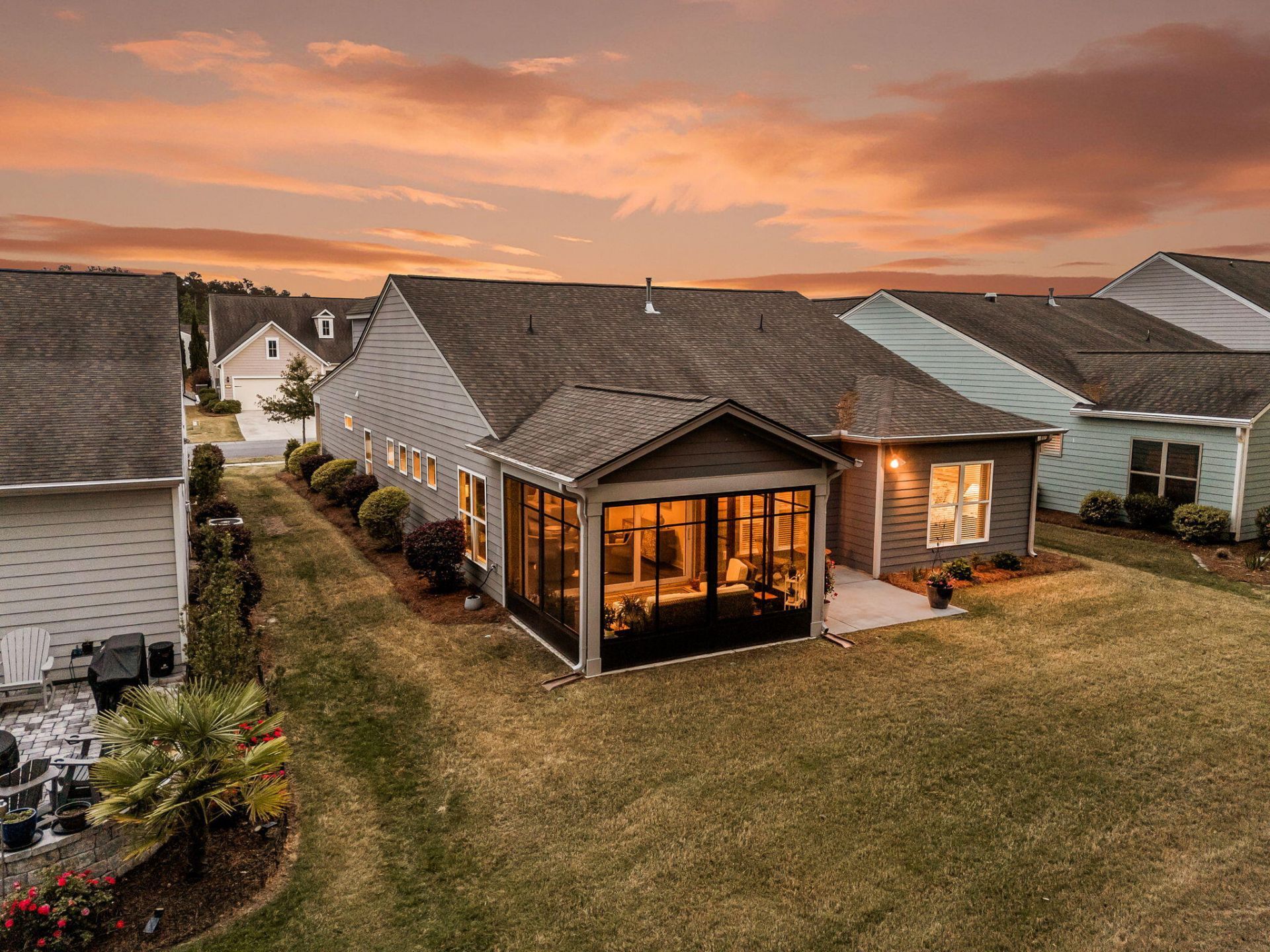153 Hedera Court Photo 42
