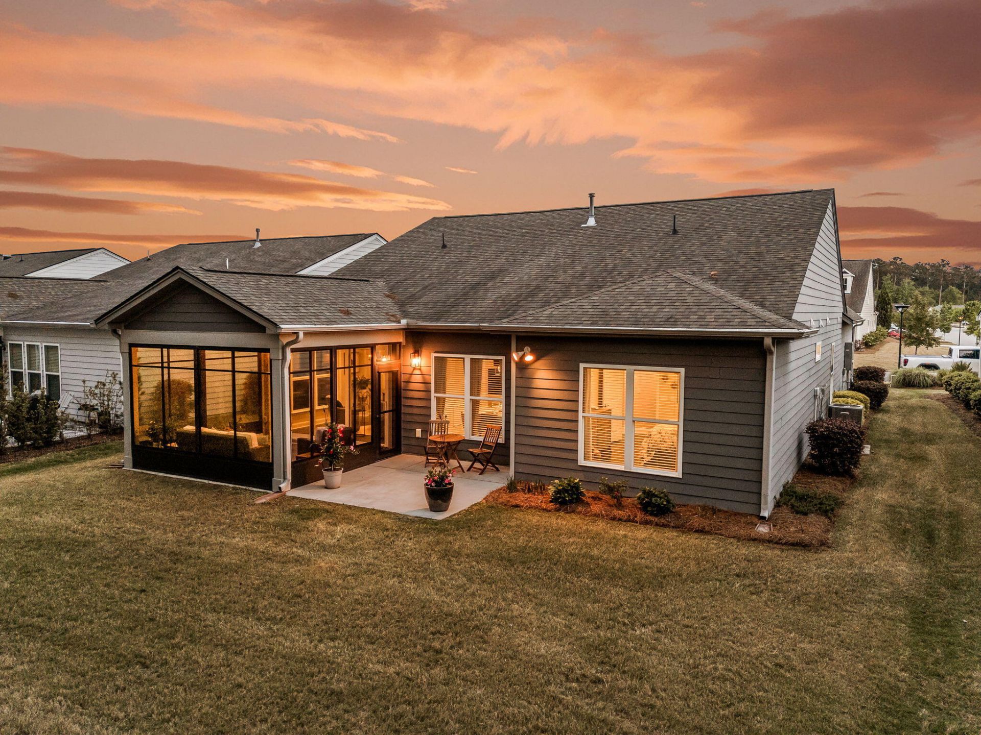 153 Hedera Court Photo 43