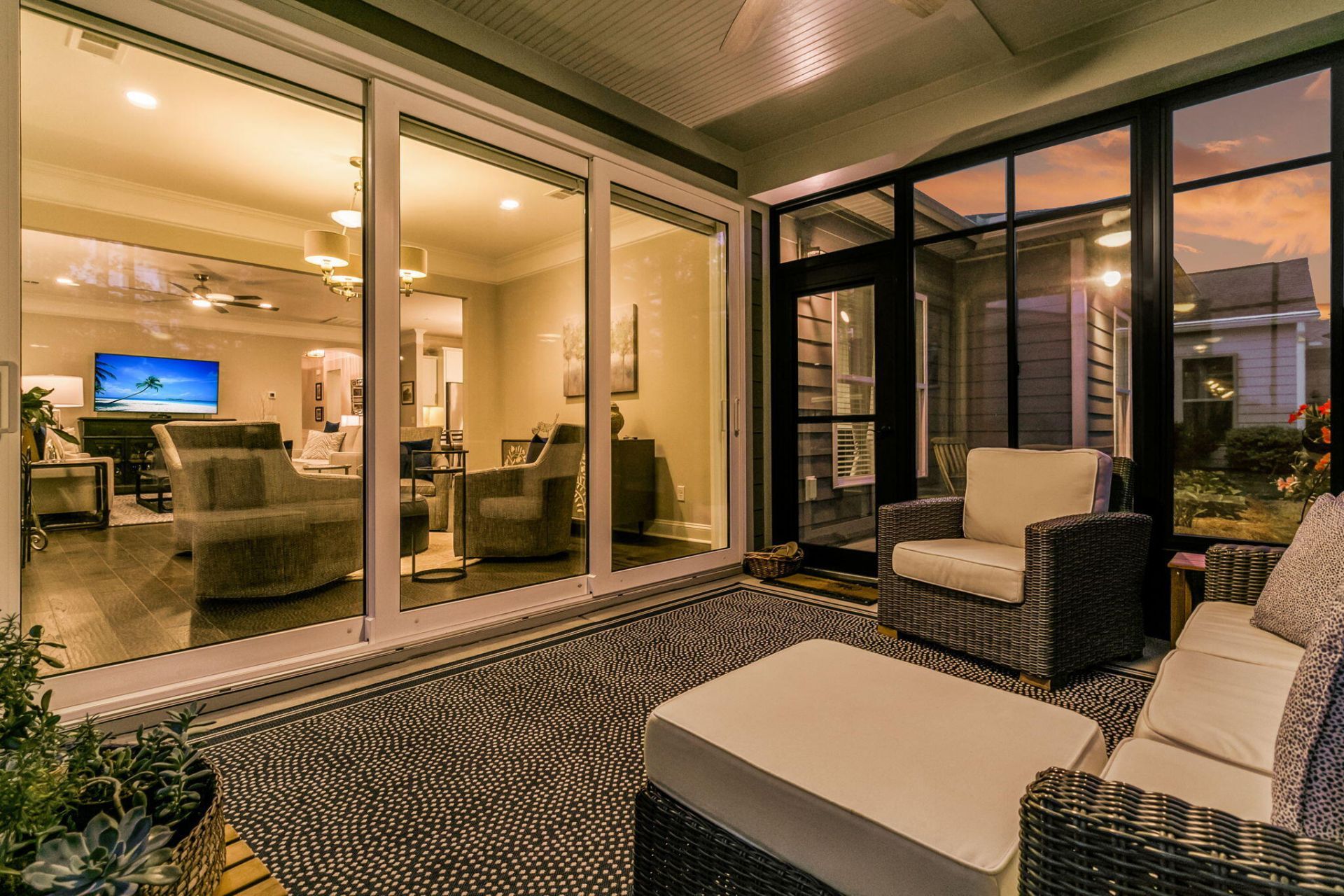 153 Hedera Court Photo 45