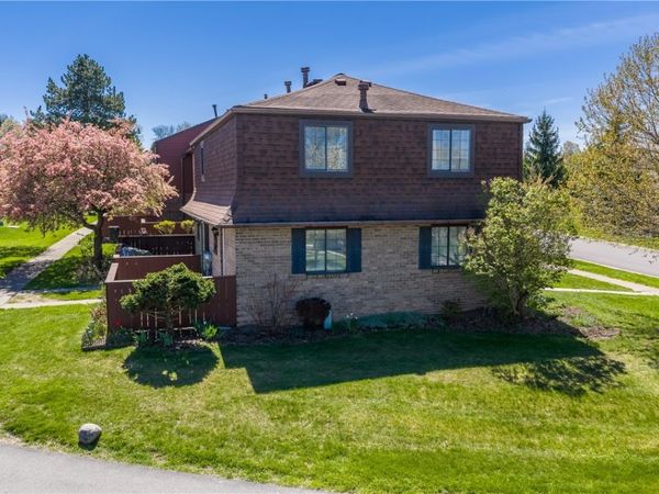 352 Surrey Hill , Rochester, NY 14623