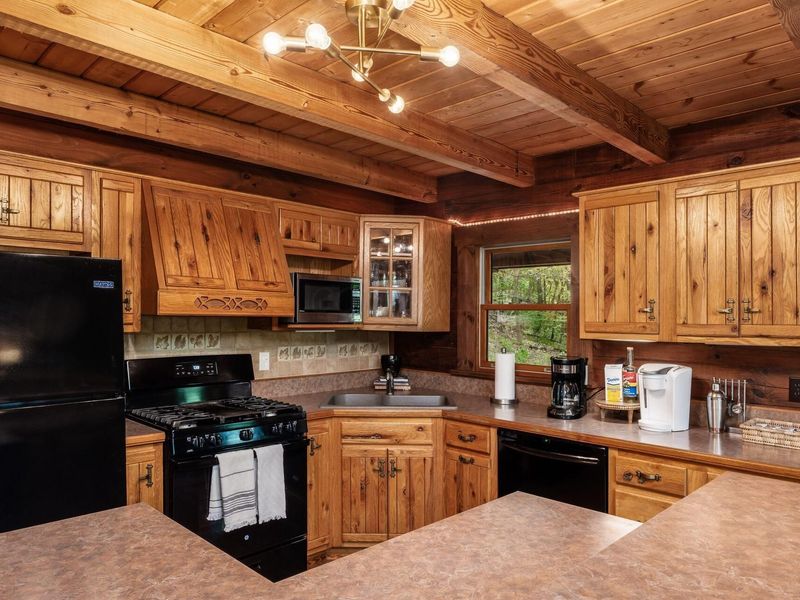 19900 Lindsay Road , South Bloomingville, OH 43152 Photo 18