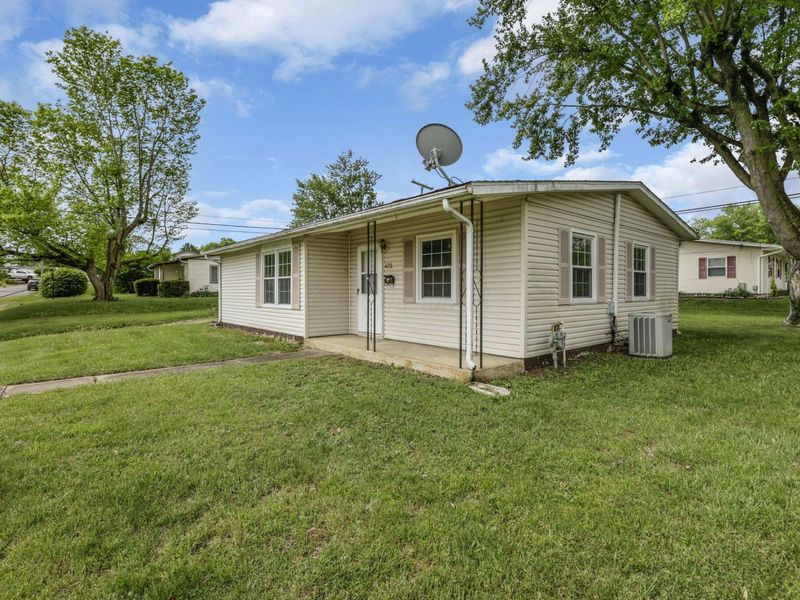673 Brannon Drive, Lancaster, OH 43130 Photo 2