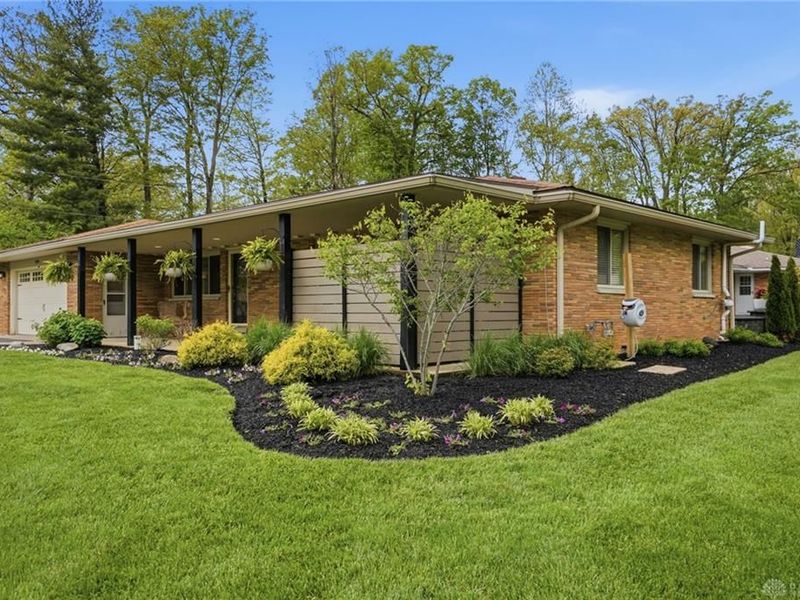 2708 Ater Drive, Beavercreek, OH 45434 Photo 4
