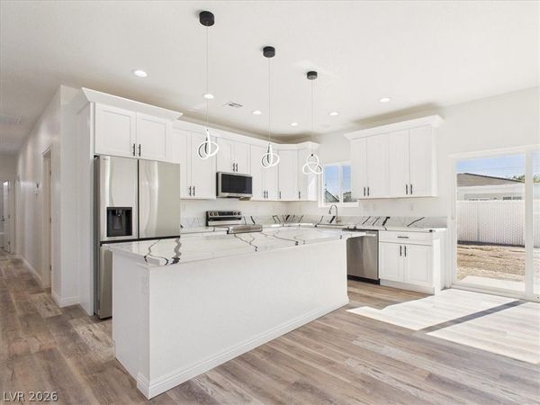 931 Lone Pine Road , Pahrump, NV 89048