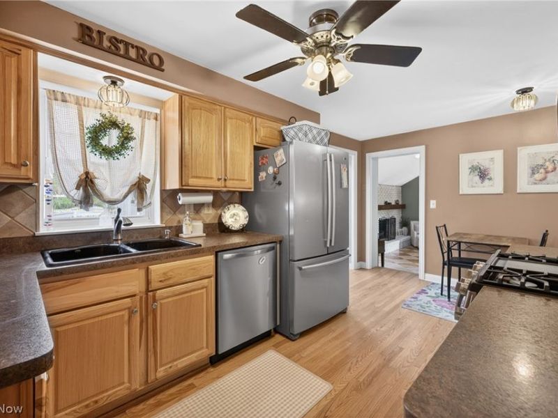 10650 Chillicothe Road, Kirtland, OH 44094 Photo 12