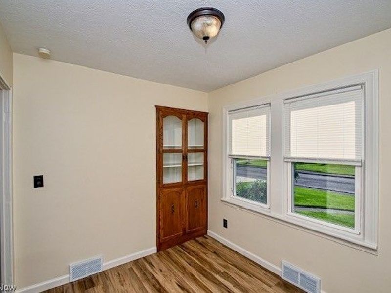 1150 Fairlane Avenue SW, Canton, OH 44710 Photo 11