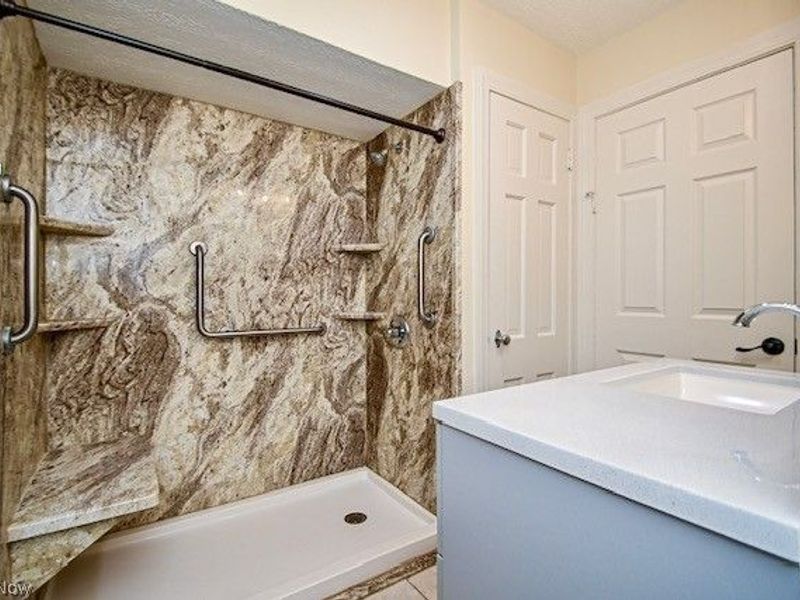 1150 Fairlane Avenue SW, Canton, OH 44710 Photo 23