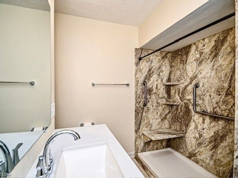 1150 Fairlane Avenue SW, Canton, OH 44710 Photo 24
