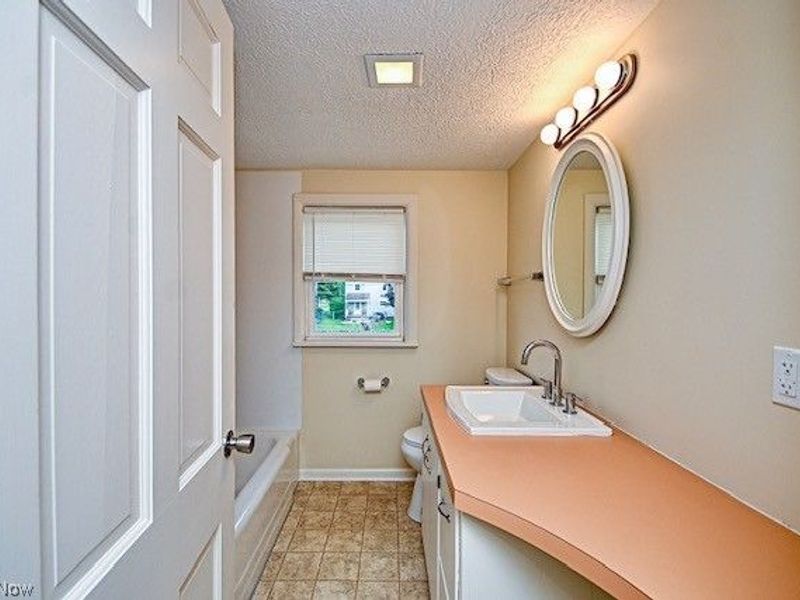 1150 Fairlane Avenue SW, Canton, OH 44710 Photo 28
