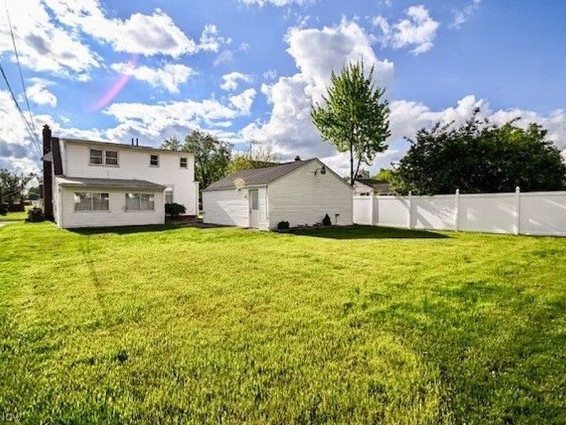 1150 Fairlane Avenue SW, Canton, OH 44710 Photo 4