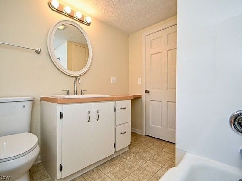 1150 Fairlane Avenue SW, Canton, OH 44710 Photo 42