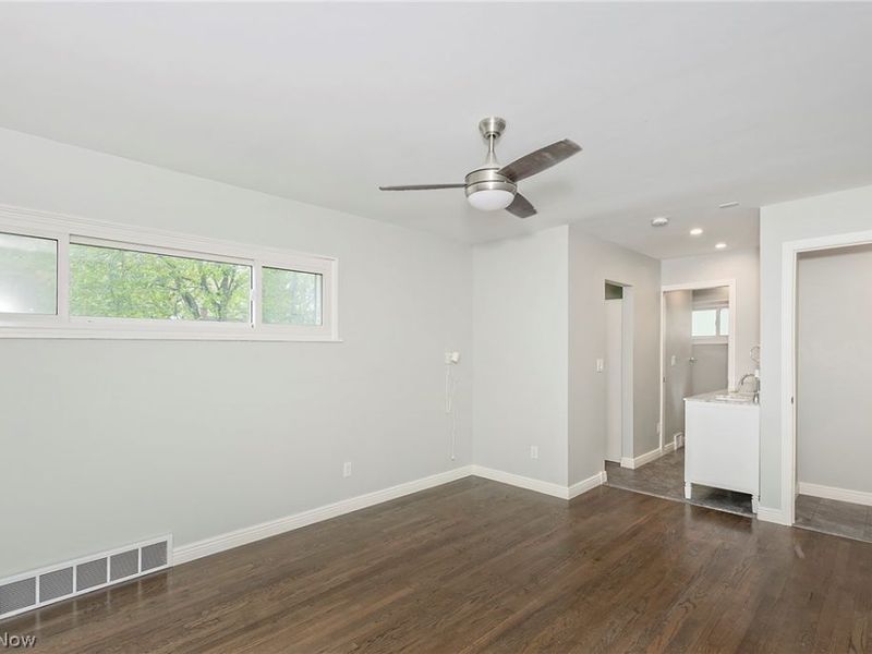 3719 Walter Road , North Olmsted, OH 44070 Photo 17