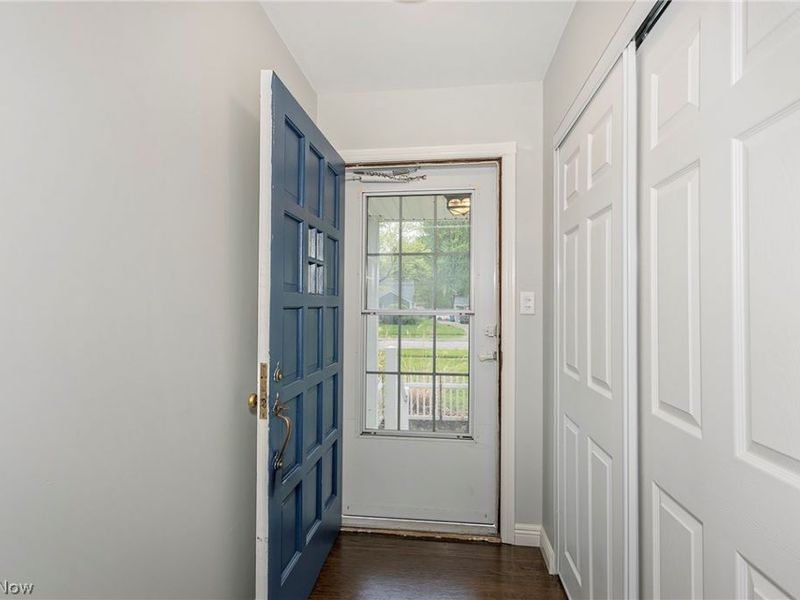3719 Walter Road , North Olmsted, OH 44070 Photo 3