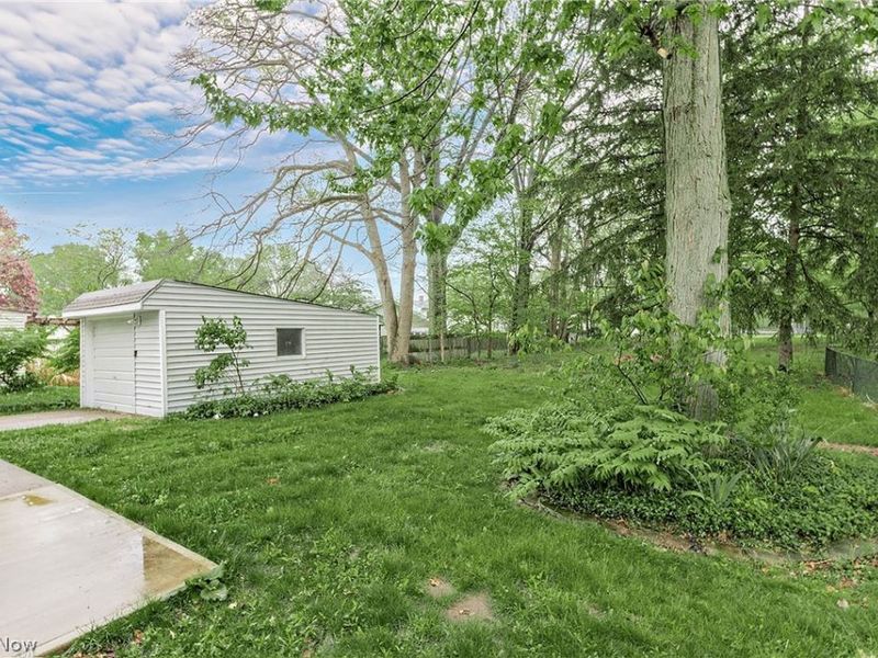 3719 Walter Road , North Olmsted, OH 44070 Photo 35