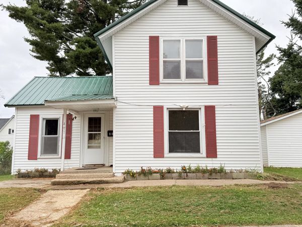 411 N Higbee Street, Reed City, MI 49677